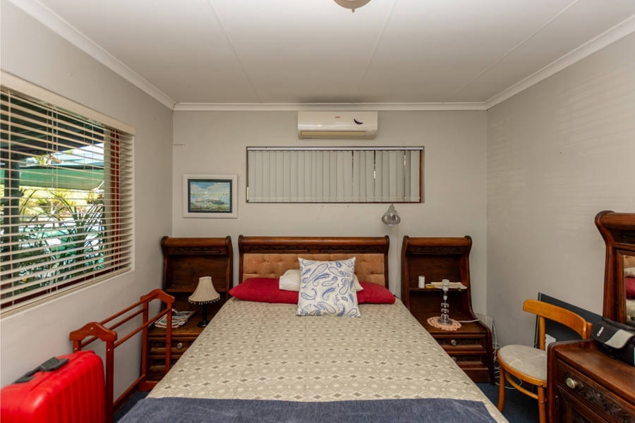 4 Bedroom Property for Sale in Laaiplek Western Cape